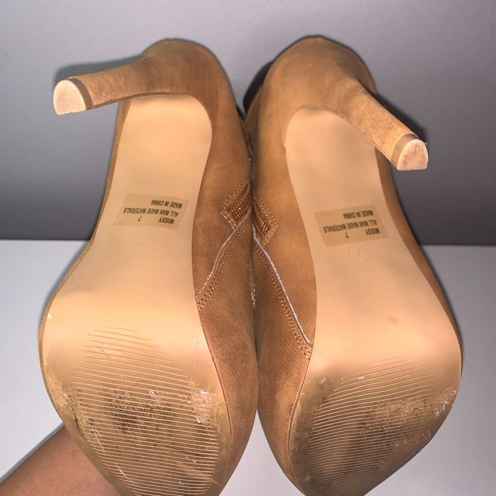 Booties - Picture 3 of 3